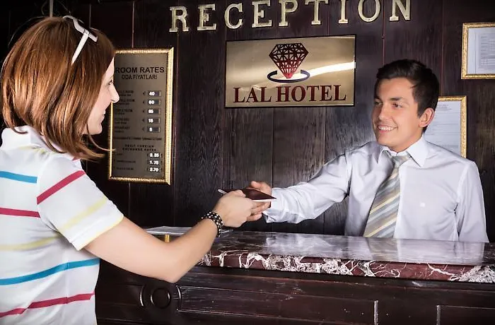 Lal 酒店