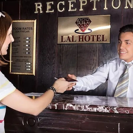 Lal Otel